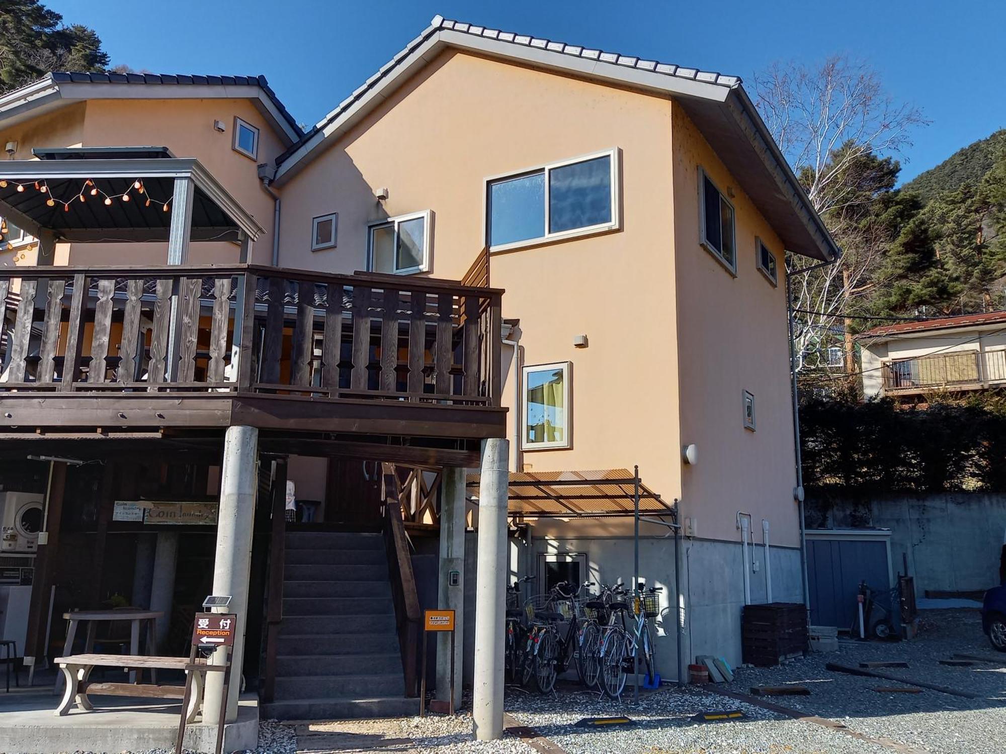 Orange Cabin Inn Far From Station Fujikawaguchiko Eksteriør billede