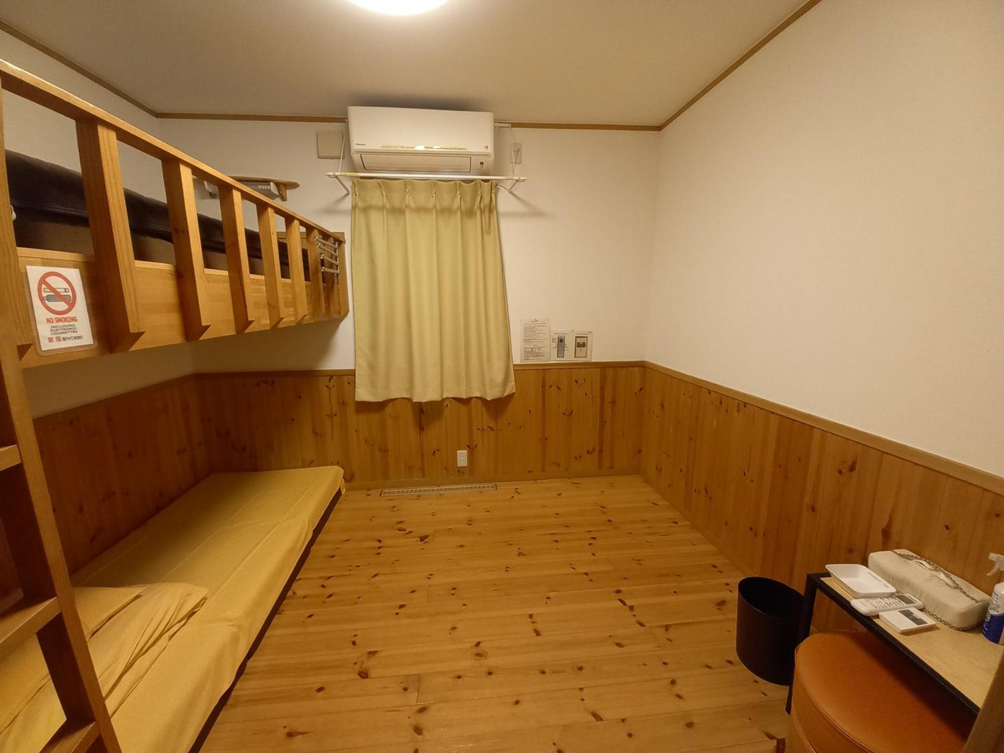 Orange Cabin Inn Far From Station Fujikawaguchiko Eksteriør billede